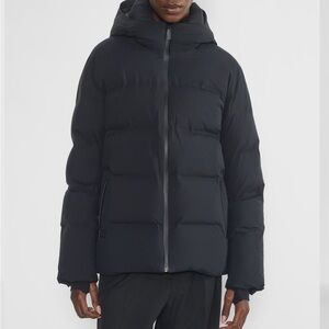 Aritzia Black Superpuff O2 (waterproof), Old logo XL